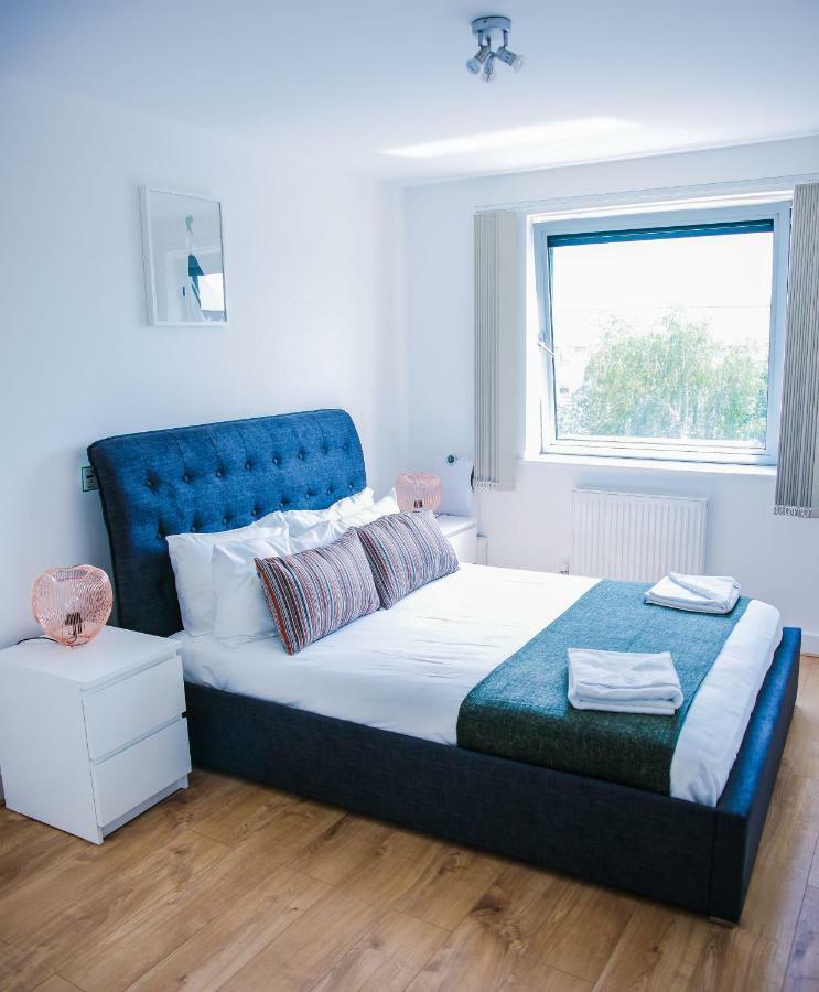 Riverside 2 Bed Apartment London Exteriör bild