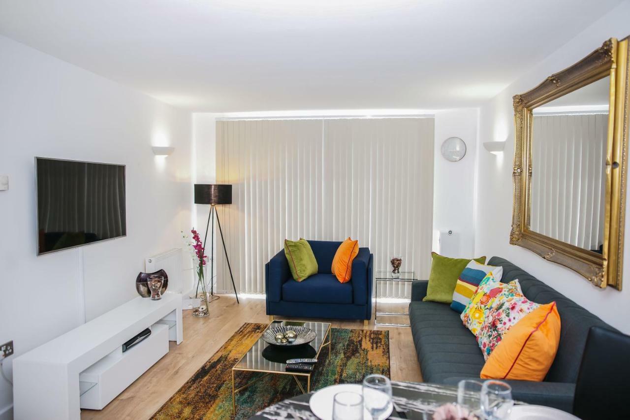 Riverside 2 Bed Apartment London Exteriör bild