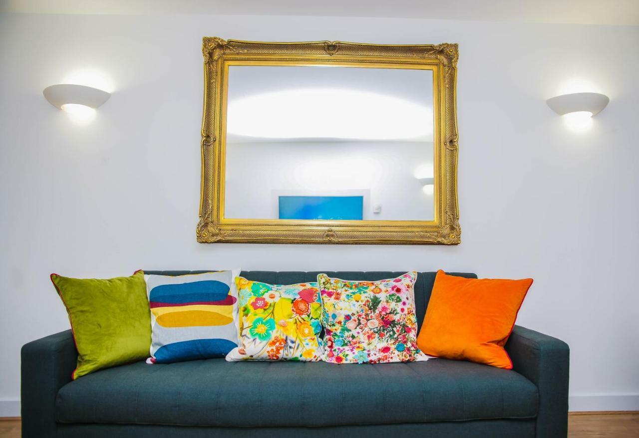 Riverside 2 Bed Apartment London Exteriör bild