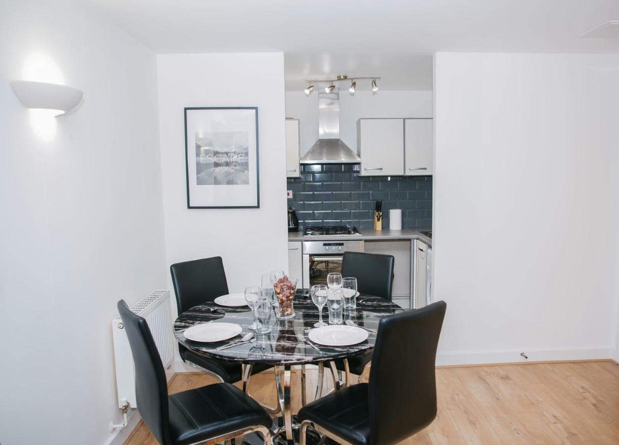Riverside 2 Bed Apartment London Exteriör bild
